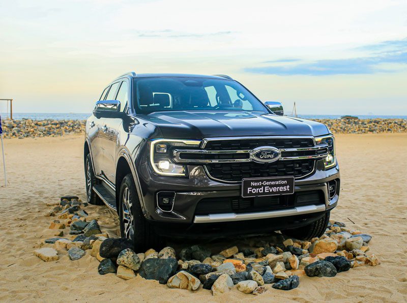 ford everest 2023 cac phien ban