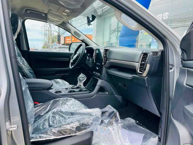 taplo ford everest ambiente 2023